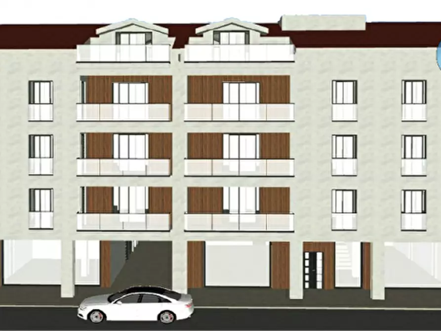 Immagine 2 di Palazzo in vendita  in Via Ostaglio a Salerno