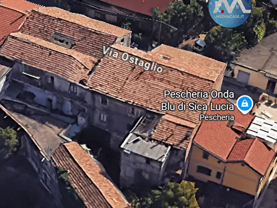 Immagine 7 di Palazzo in vendita  in Via Ostaglio a Salerno