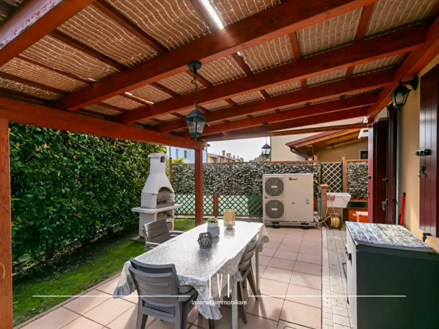 Immagine 14 di Villetta a schiera in vendita  in via Misurina 88 a San Donà Di Piave