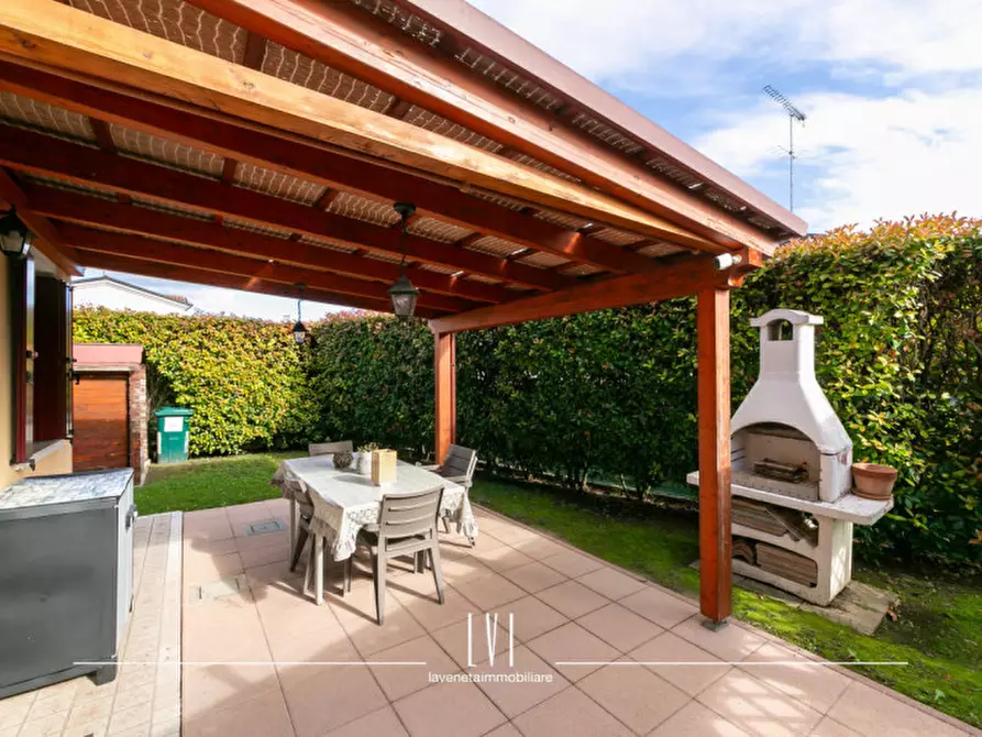 Immagine 15 di Villetta a schiera in vendita  in via Misurina 88 a San Donà Di Piave