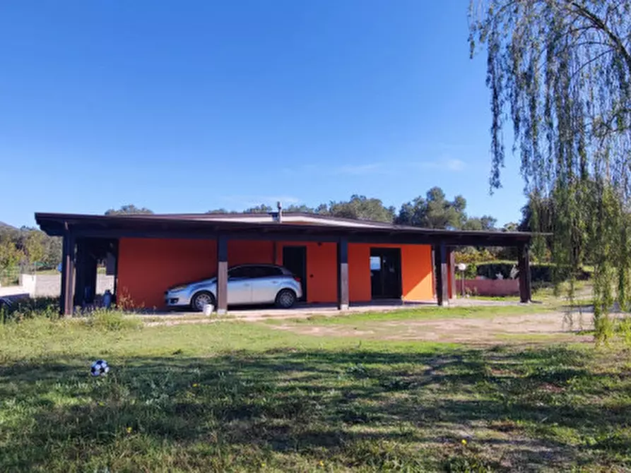 Immagine 3 di Casa indipendente in vendita  in Via SS 91 Varano a Campagna