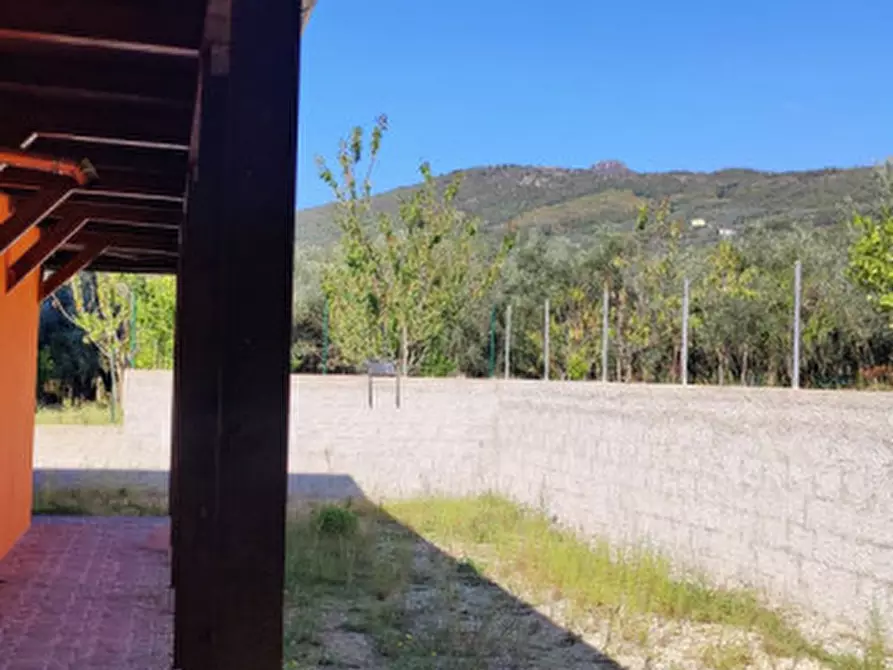 Immagine 6 di Casa indipendente in vendita  in Via SS 91 Varano a Campagna