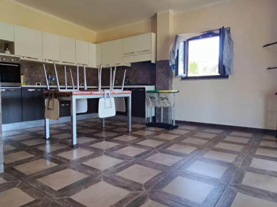 Immagine 7 di Casa indipendente in vendita  in Via SS 91 Varano a Campagna