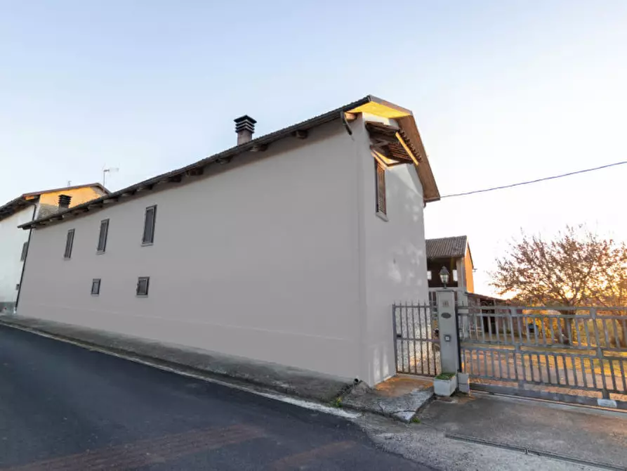 Immagine 9 di Casa bifamiliare in vendita  in FRAZIONE SAN GIULIO 40 a San Damiano D'asti