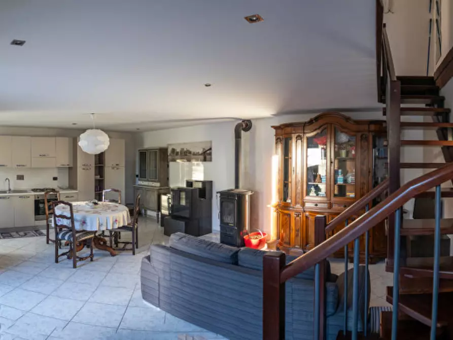 Immagine 13 di Casa bifamiliare in vendita  in FRAZIONE SAN GIULIO 40 a San Damiano D'asti