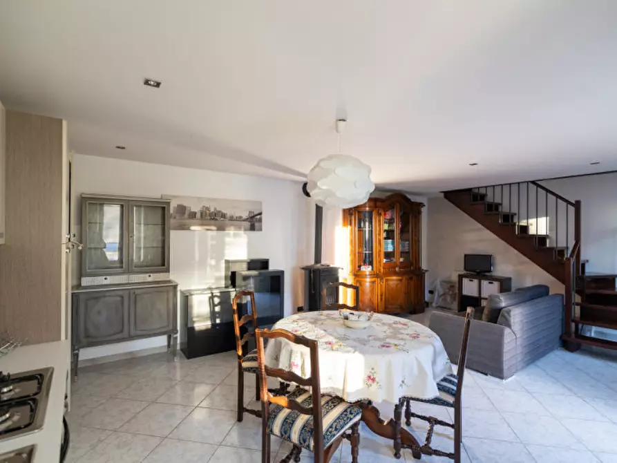 Immagine 14 di Casa bifamiliare in vendita  in FRAZIONE SAN GIULIO 40 a San Damiano D'asti