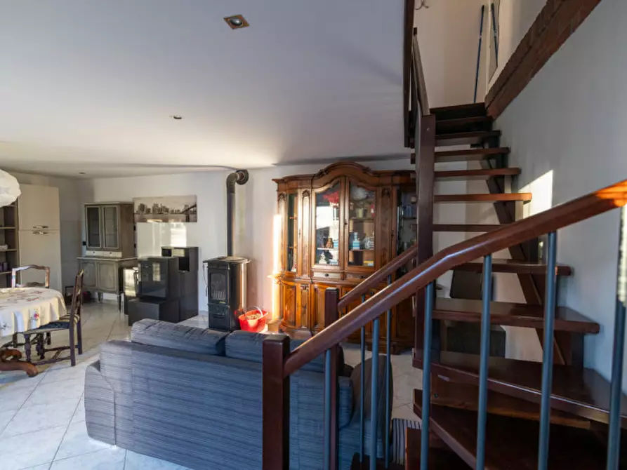 Immagine 15 di Casa bifamiliare in vendita  in FRAZIONE SAN GIULIO 40 a San Damiano D'asti