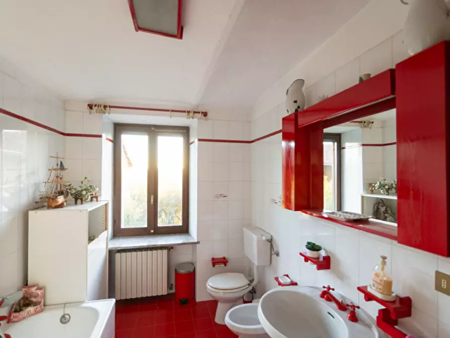 Immagine 28 di Casa bifamiliare in vendita  in FRAZIONE SAN GIULIO 40 a San Damiano D'asti