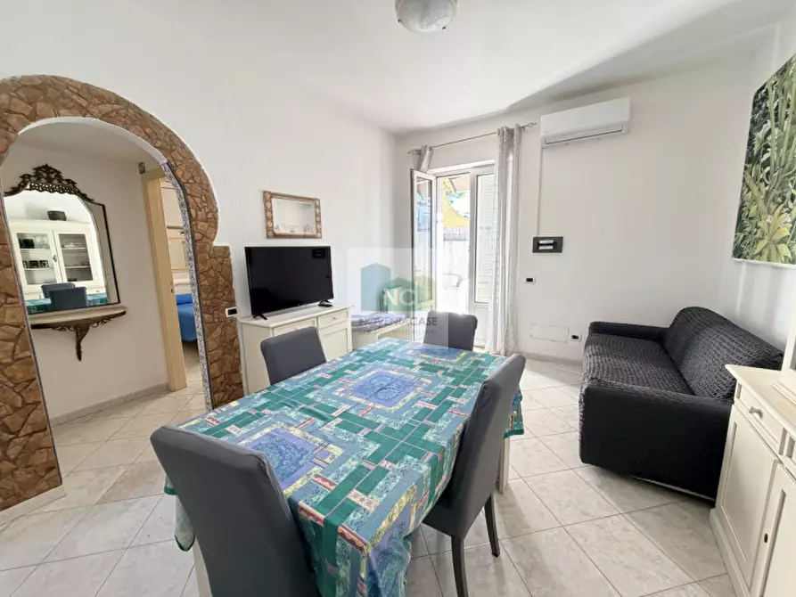 Immagine 1 di Casa indipendente in vendita  in VIA PROVINCIALE LACCO 90 a Forio