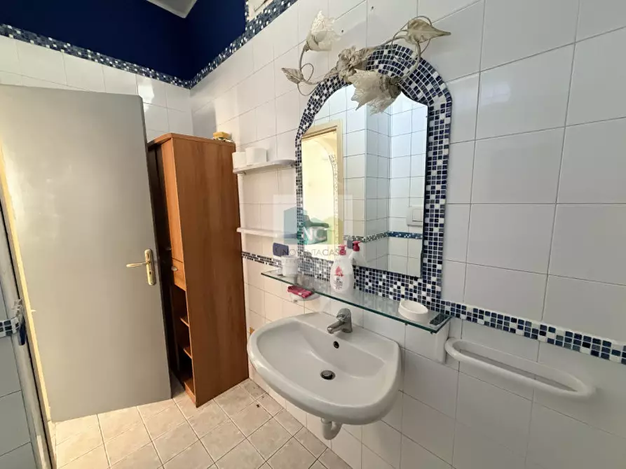 Immagine 9 di Casa indipendente in vendita  in VIA PROVINCIALE LACCO 90 a Forio