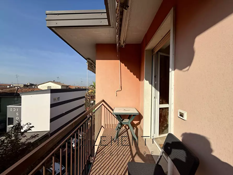 Immagine 7 di Appartamento in vendita  in Via Berto Barbarani 4 a Sona