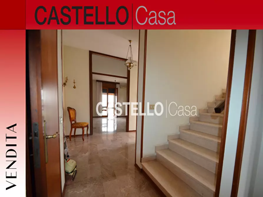 Immagine 5 di Casa bifamiliare in vendita  in via Vinci a Castelfranco Veneto