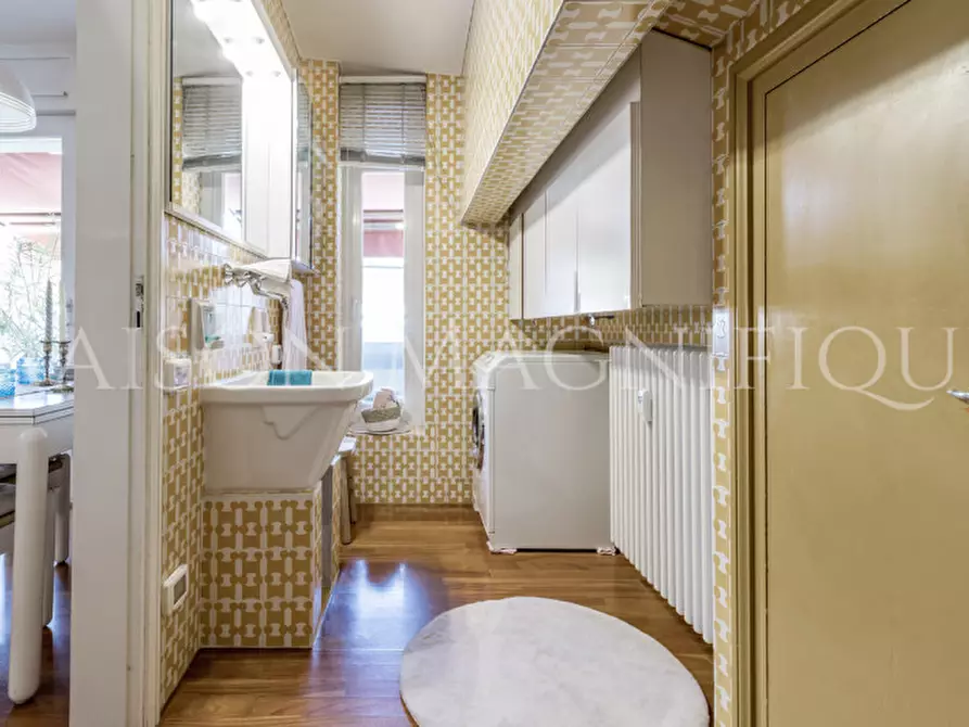 Immagine 35 di Attico in vendita  in Via Corsica a Bologna