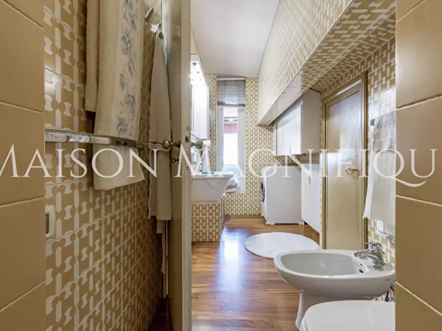 Immagine 36 di Attico in vendita  in Via Corsica a Bologna