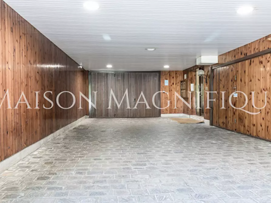 Immagine 38 di Attico in vendita  in Via Corsica a Bologna