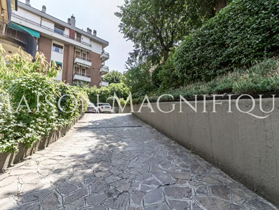 Immagine 39 di Attico in vendita  in Via Corsica a Bologna