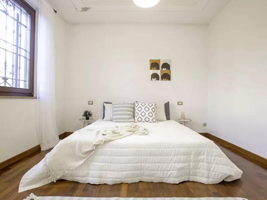 Immagine 9 di Casa indipendente in vendita  a Verona