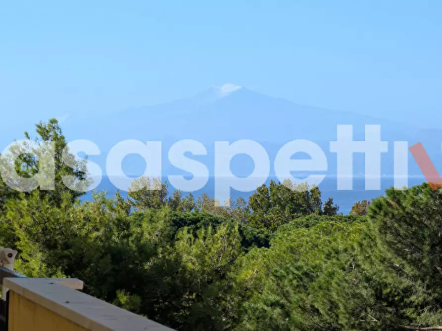 Immagine 25 di Appartamento in vendita  in Via Ravagnese Superiore, 122 a Reggio Di Calabria