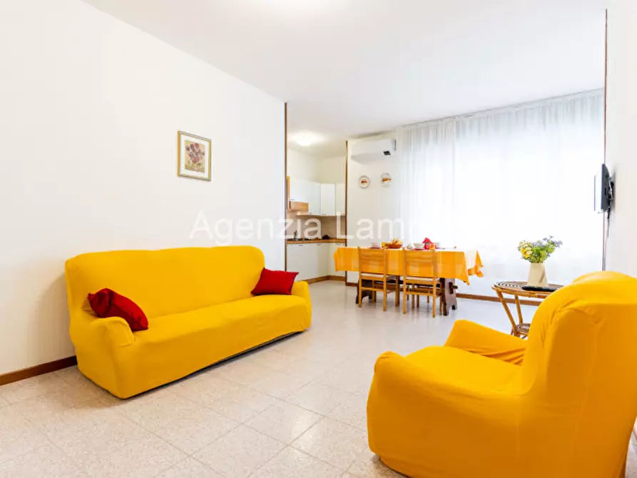 Immagine 2 di Appartamento in vendita  in Largo Tempini a Jesolo