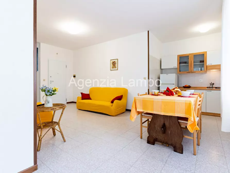 Immagine 4 di Appartamento in vendita  in Largo Tempini a Jesolo