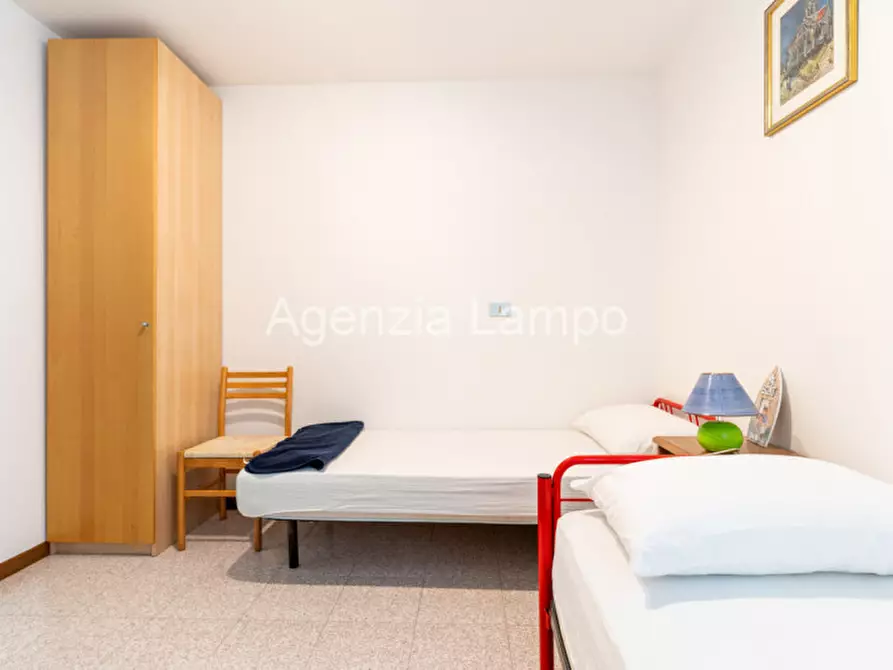Immagine 11 di Appartamento in vendita  in Largo Tempini a Jesolo