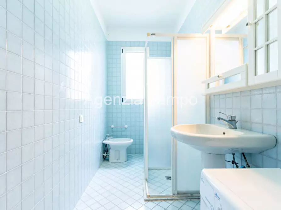 Immagine 13 di Appartamento in vendita  in Largo Tempini a Jesolo