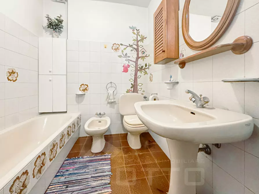 Immagine 11 di Villetta a schiera in vendita  in Via Risorgimento 2 a Gattico-Veruno