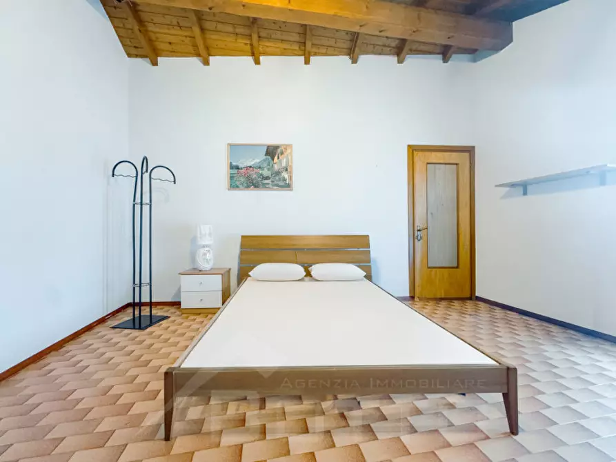 Immagine 15 di Villetta a schiera in vendita  in Via Risorgimento 2 a Gattico-Veruno