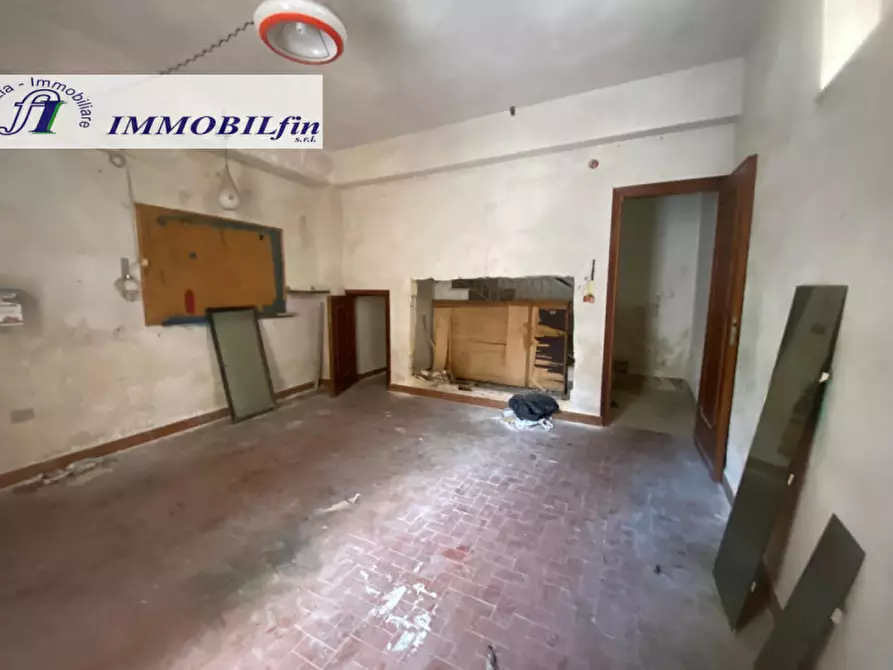 Immagine 11 di Palazzo in vendita  in VIA CHIASSO FAJA 22 a Villabate