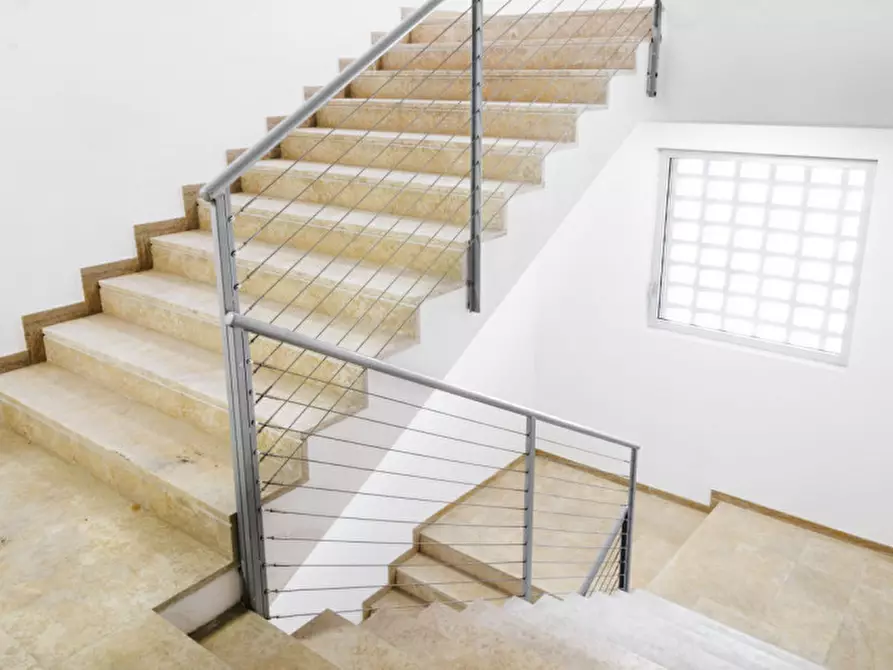 Immagine 10 di Ufficio in affitto  in VIA VECCHIA FERRIERA, VICENZA a Vicenza