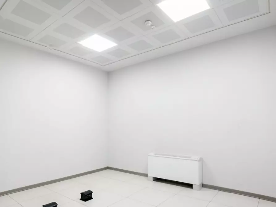 Immagine 11 di Ufficio in affitto  in VIA VECCHIA FERRIERA, VICENZA a Vicenza