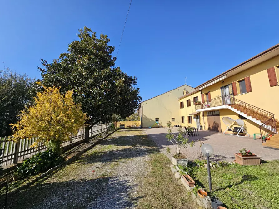 Immagine 14 di Casa indipendente in vendita  in VIA SERRAGLI a Piacenza D'adige