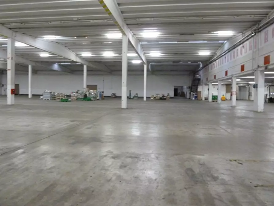Immagine 2 di Capannone industriale in affitto  in San Biagio di Callalta TV a San Biagio Di Callalta