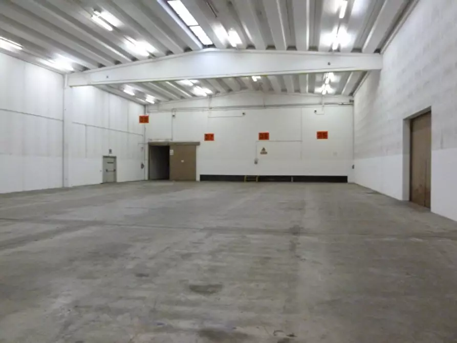 Immagine 7 di Capannone industriale in affitto  in San Biagio di Callalta TV a San Biagio Di Callalta