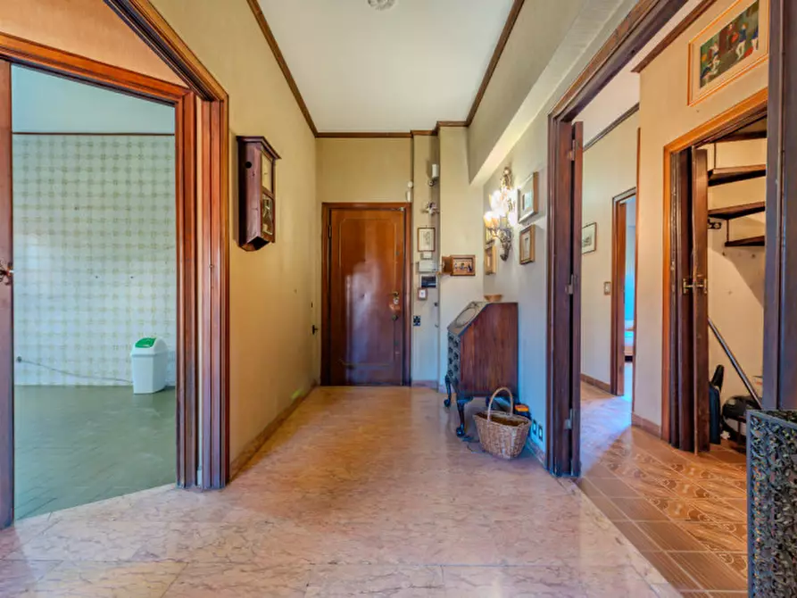 Immagine 4 di Appartamento in vendita  in Via Francesco Bartolomeo Rastrelli 109 a Roma