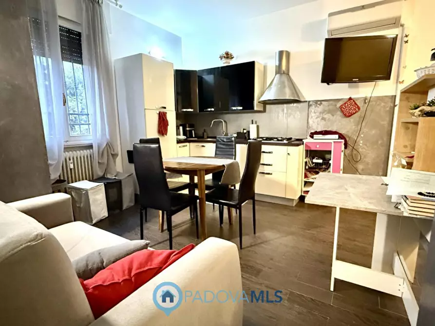 Immagine 2 di Appartamento in vendita  in via zara, 1 a Padova