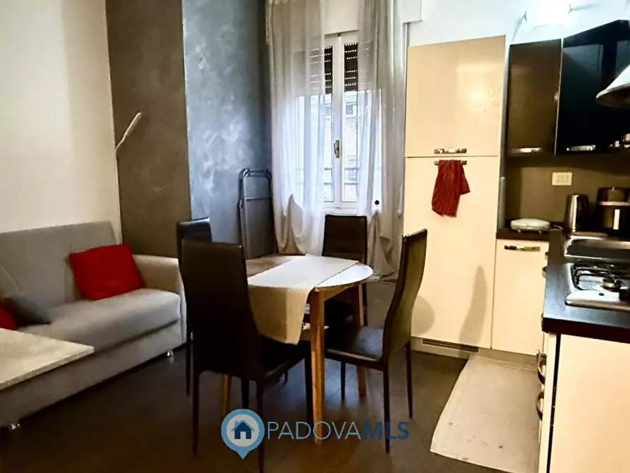Immagine 6 di Appartamento in vendita  in via zara, 1 a Padova