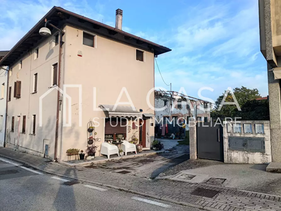 Immagine 3 di Terreno in vendita  in Piazza Valle 10 a Pordenone