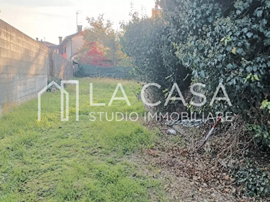 Immagine 11 di Terreno in vendita  in Piazza Valle 10 a Pordenone