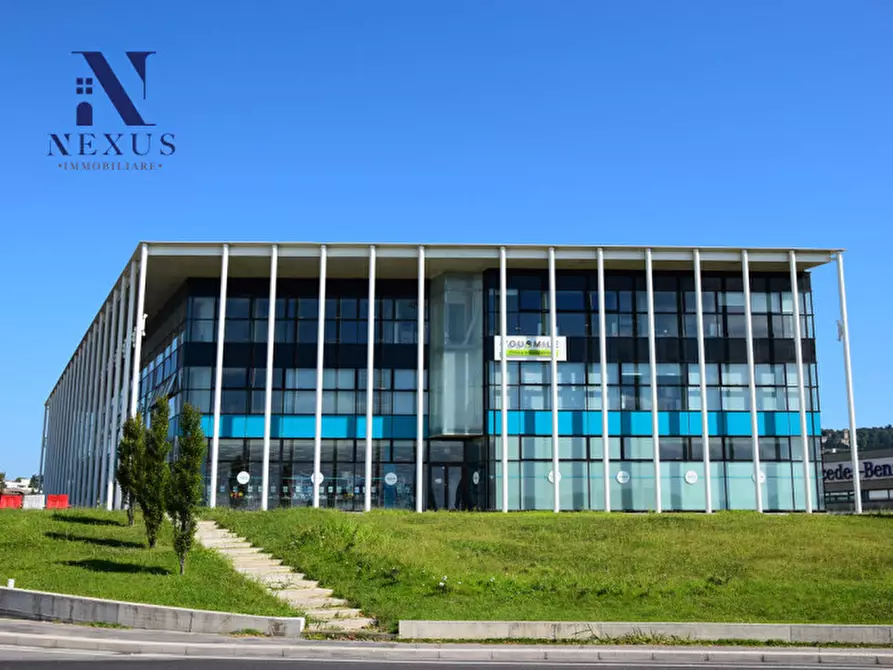 Immagine 1 di Ufficio in affitto  in Via Sandro Pertini a Pesaro