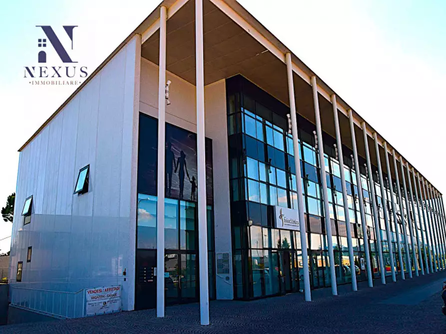 Immagine 2 di Ufficio in affitto  in Via Sandro Pertini a Pesaro