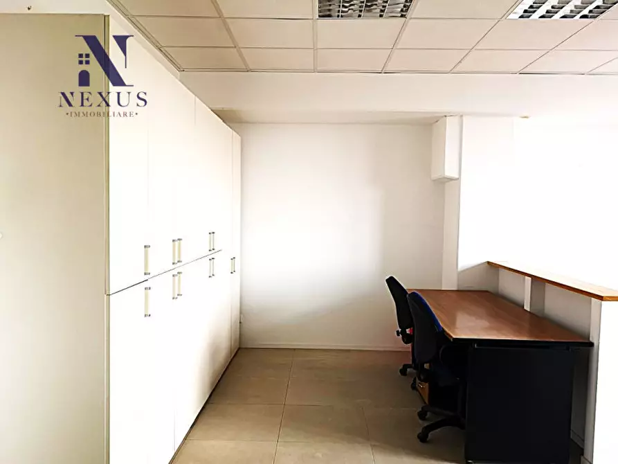 Immagine 11 di Ufficio in affitto  in Via Sandro Pertini a Pesaro