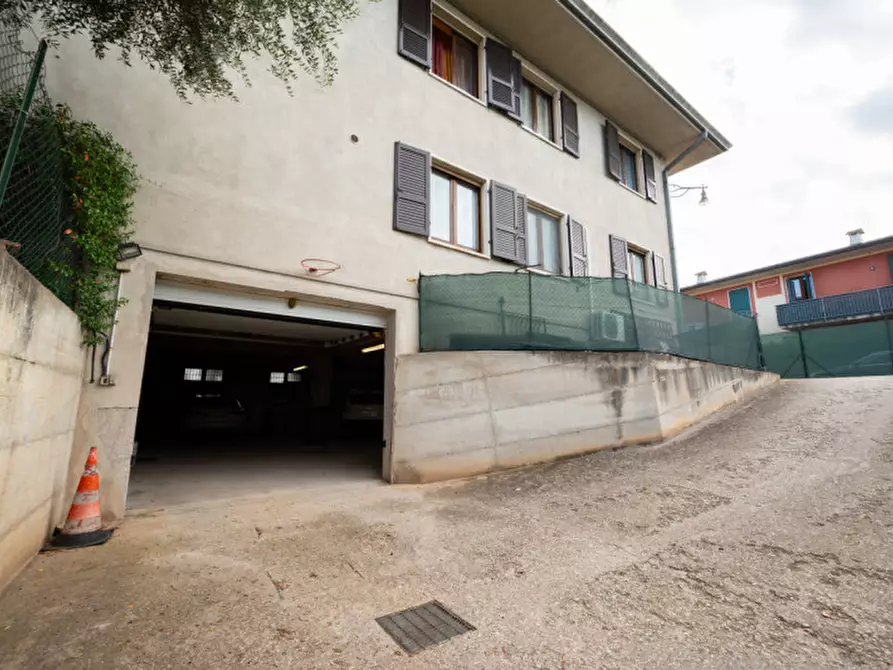 Immagine 12 di Appartamento in vendita  in VIA BASSA a Oppeano