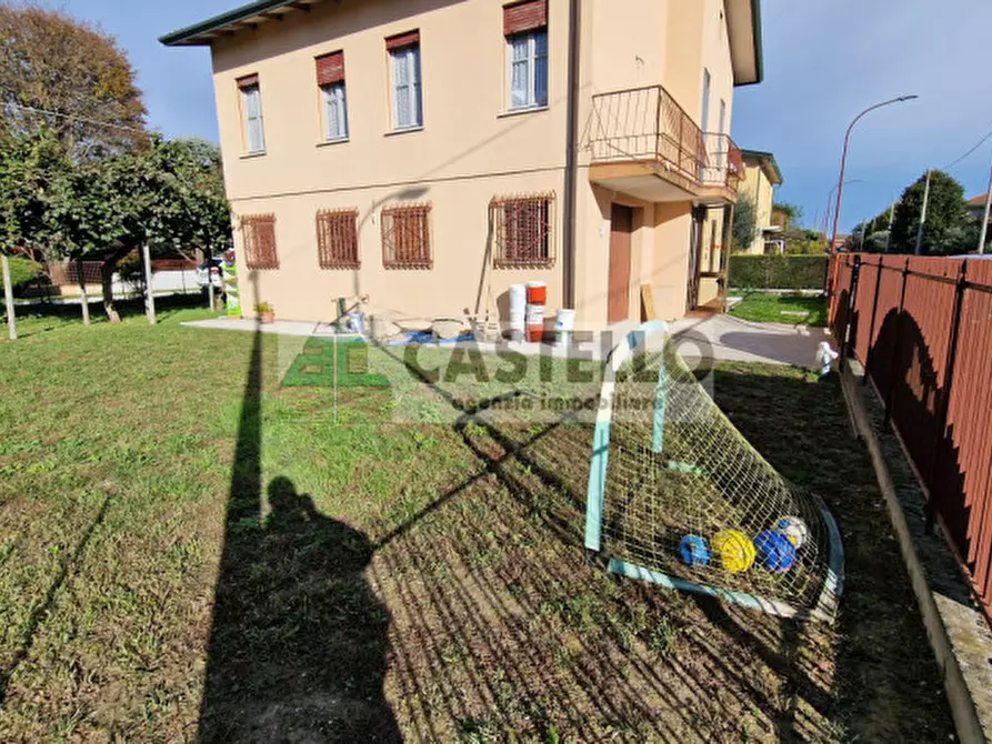 Immagine 2 di Casa indipendente in vendita  in Via Giuseppe Garibaldi 2 a Cadoneghe