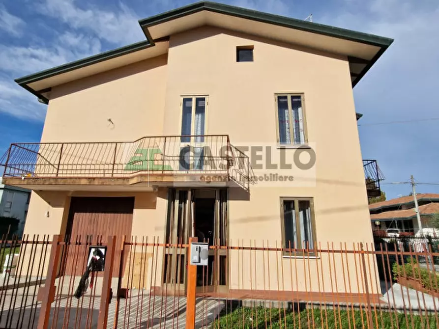 Immagine 3 di Casa indipendente in vendita  in Via Giuseppe Garibaldi 2 a Cadoneghe