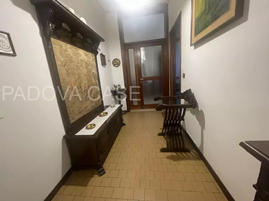 Immagine 2 di Appartamento in vendita  in via franzela a Padova