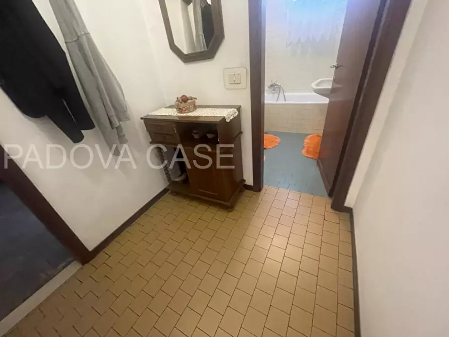 Immagine 20 di Appartamento in vendita  in via franzela a Padova