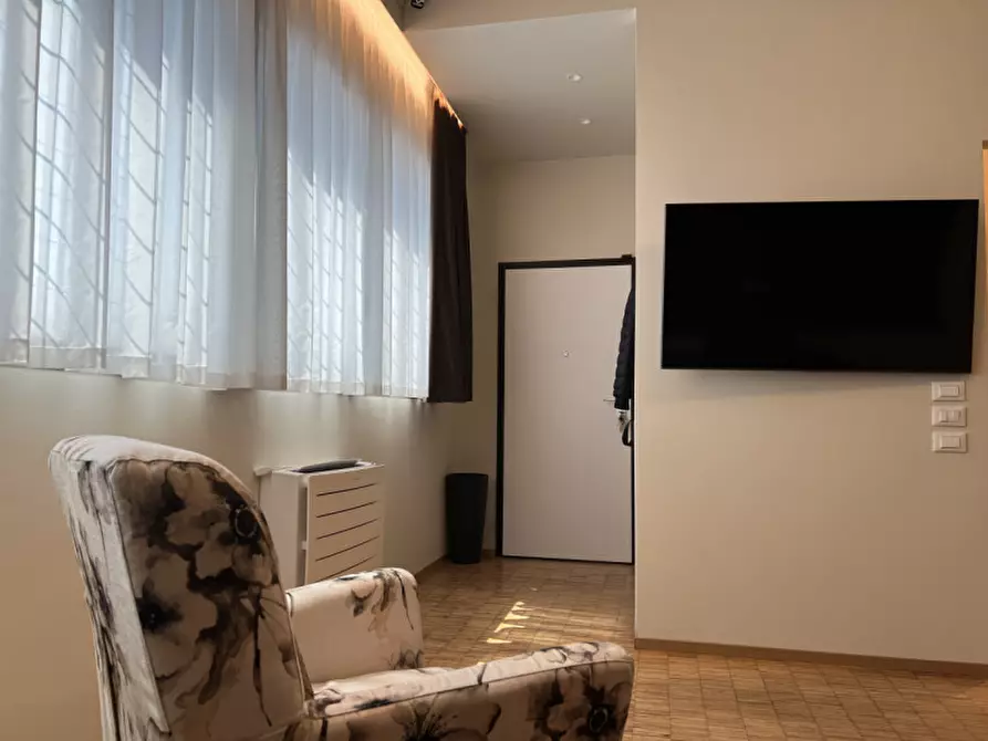 Immagine 2 di Appartamento in vendita  in Strada Padana verso Verona, 293 a Vicenza