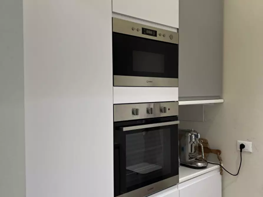 Immagine 7 di Appartamento in vendita  in Strada Padana verso Verona, 293 a Vicenza