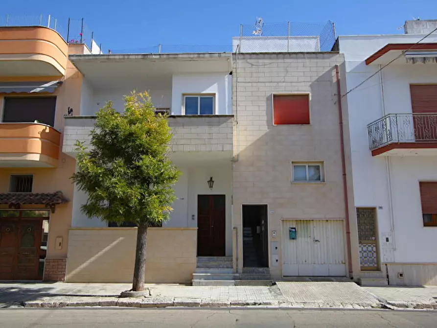 Immagine 2 di Appartamento in vendita  in Via Fabio Filzi a Matino